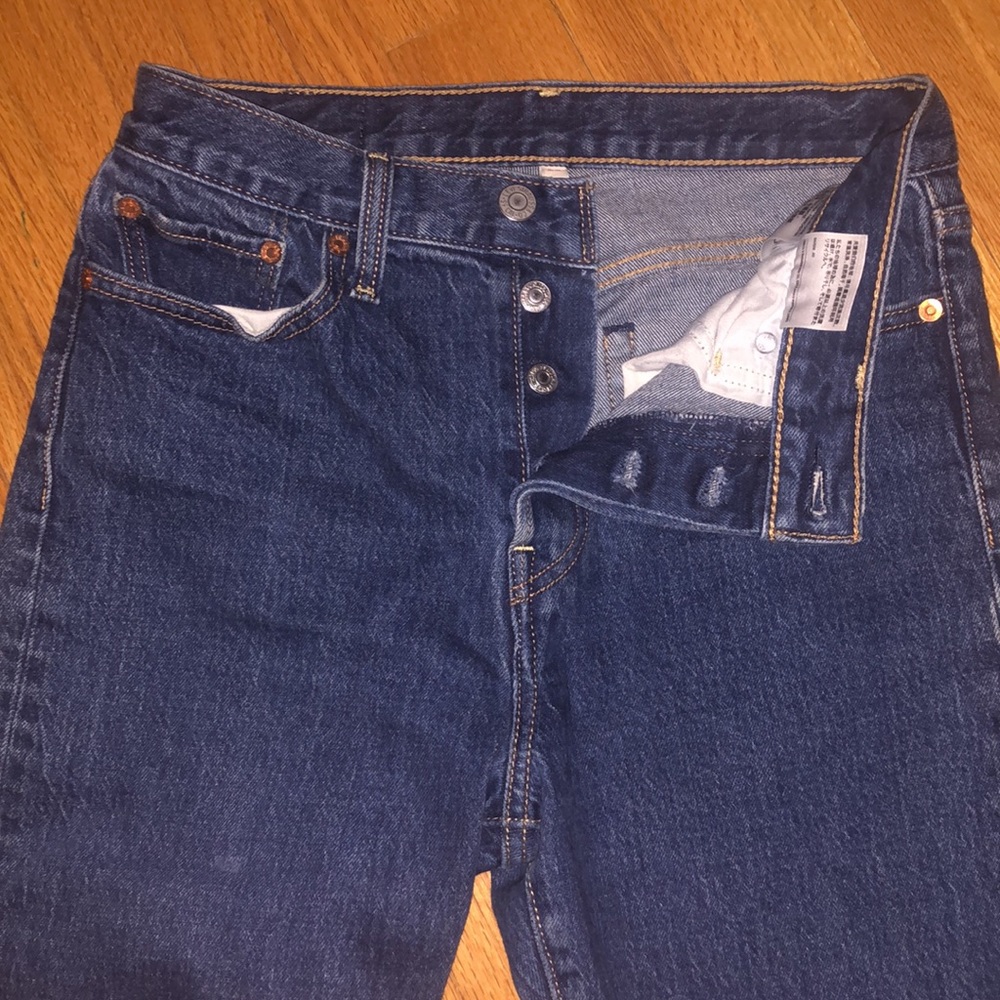 Levi’s straight leg dark denim jeans